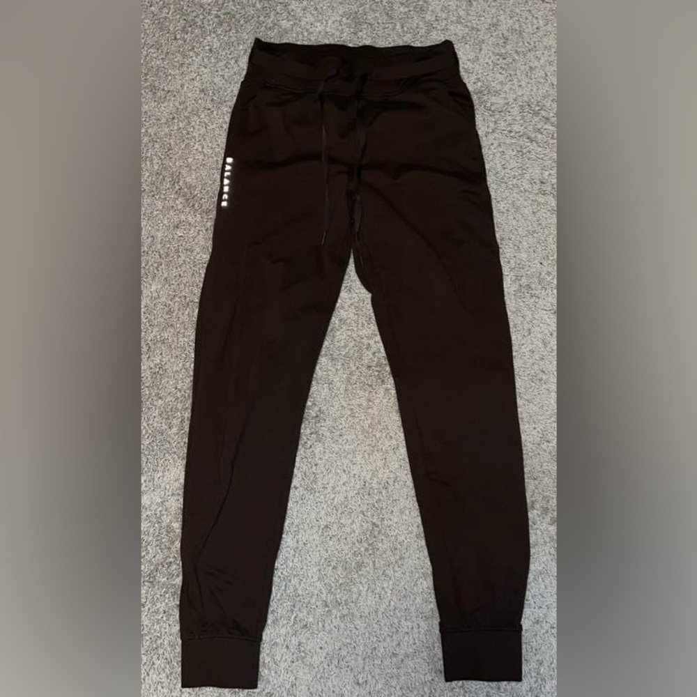 Balance Athletica/Vitality Joggers size medium brown